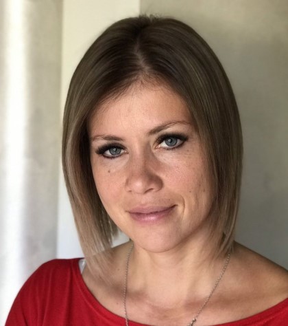 Антония Николова